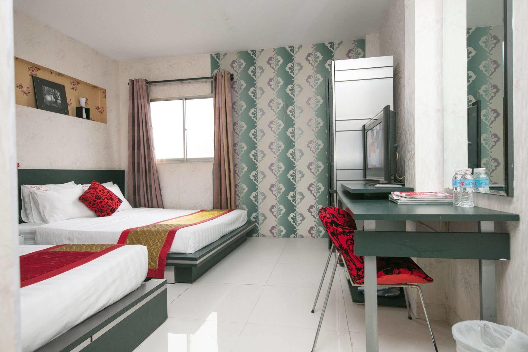 הו צ'י מין סיטי Mai Vuong Saigon Hotel מראה חיצוני תמונה