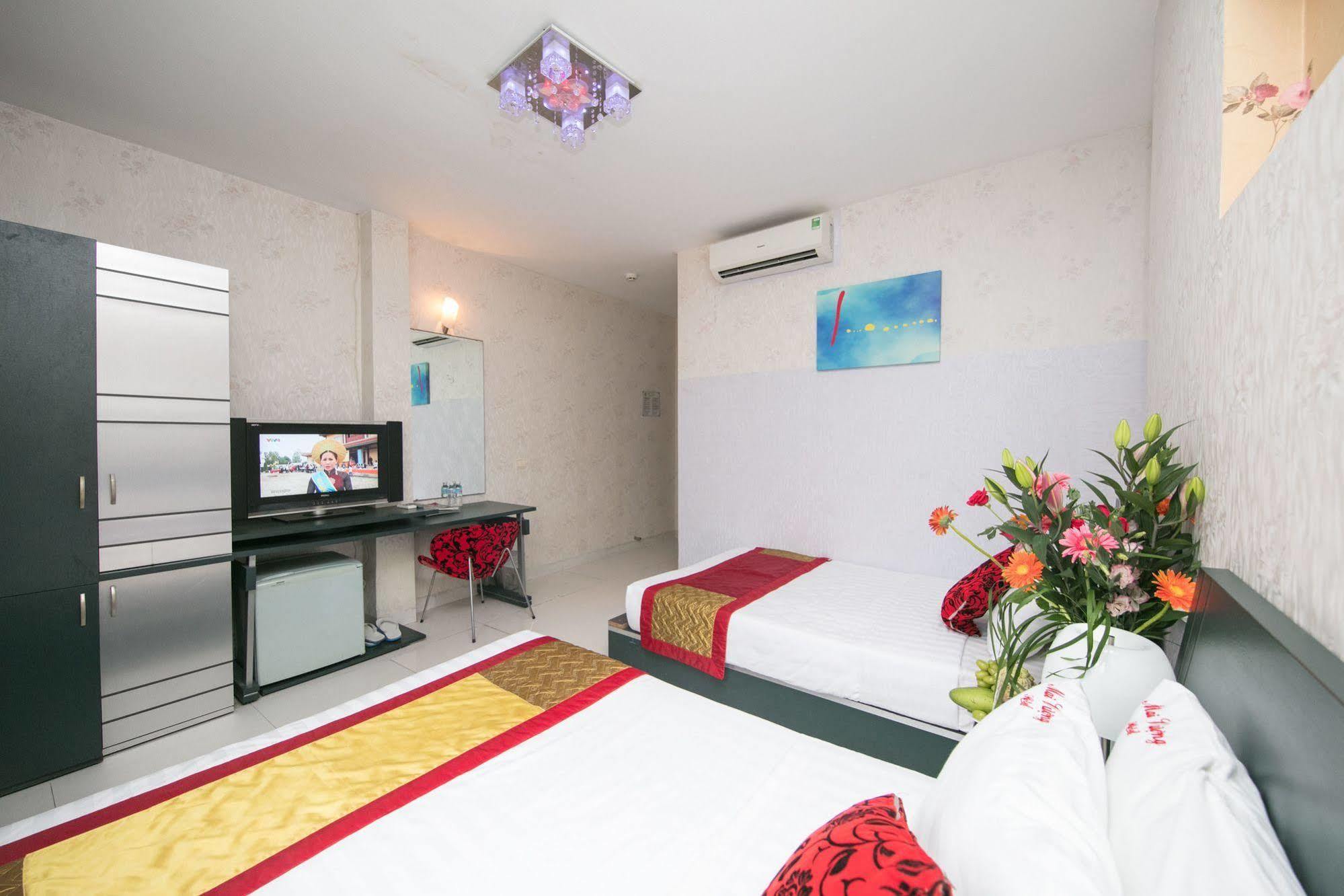 הו צ'י מין סיטי Mai Vuong Saigon Hotel מראה חיצוני תמונה