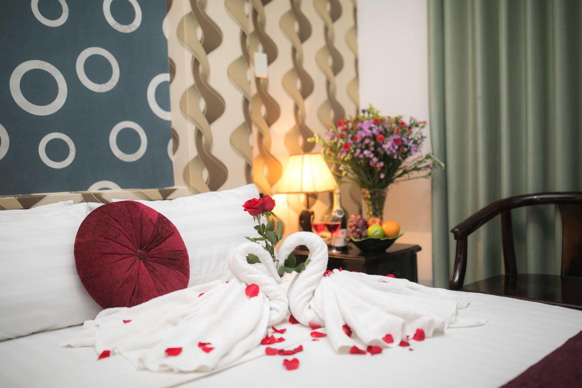 הו צ'י מין סיטי Mai Vuong Saigon Hotel מראה חיצוני תמונה